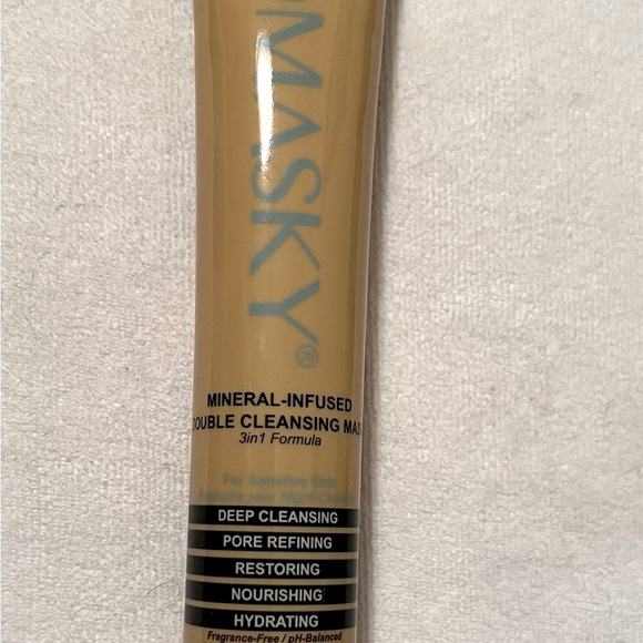 🫧NIB🫧 Mudmasky  Mineral-Infused Double Cleansing Mask for Acne prone skin - Picture 6 of 7